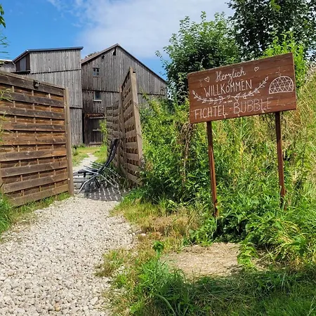 Luxury tent Fichtel-bubble Gegen Aufpreis Mit Hot Tub Und Sauna Hohenberg an der Eger